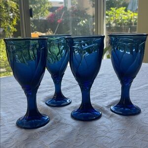 Set of 2 Elegant Vintage Midnight  Blue swirl Noritake glasses